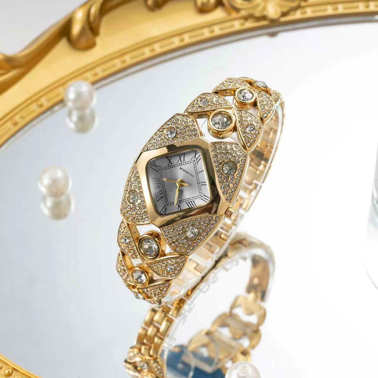Crystalline Radiance: Diamond-Shaped Roman Numeral Watch