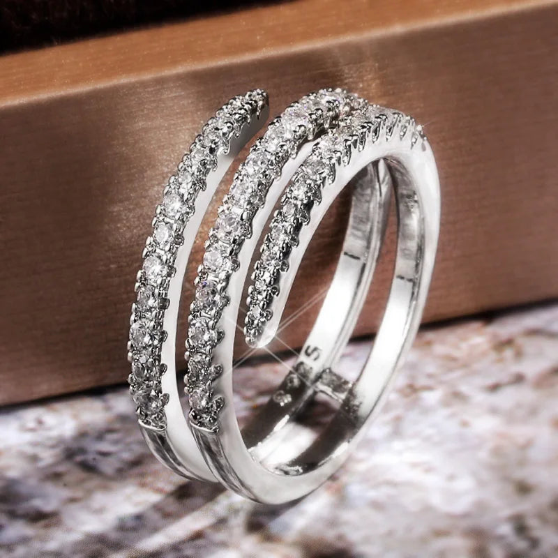 The Majestic Surround Shimmer Geometric Bridal Ring