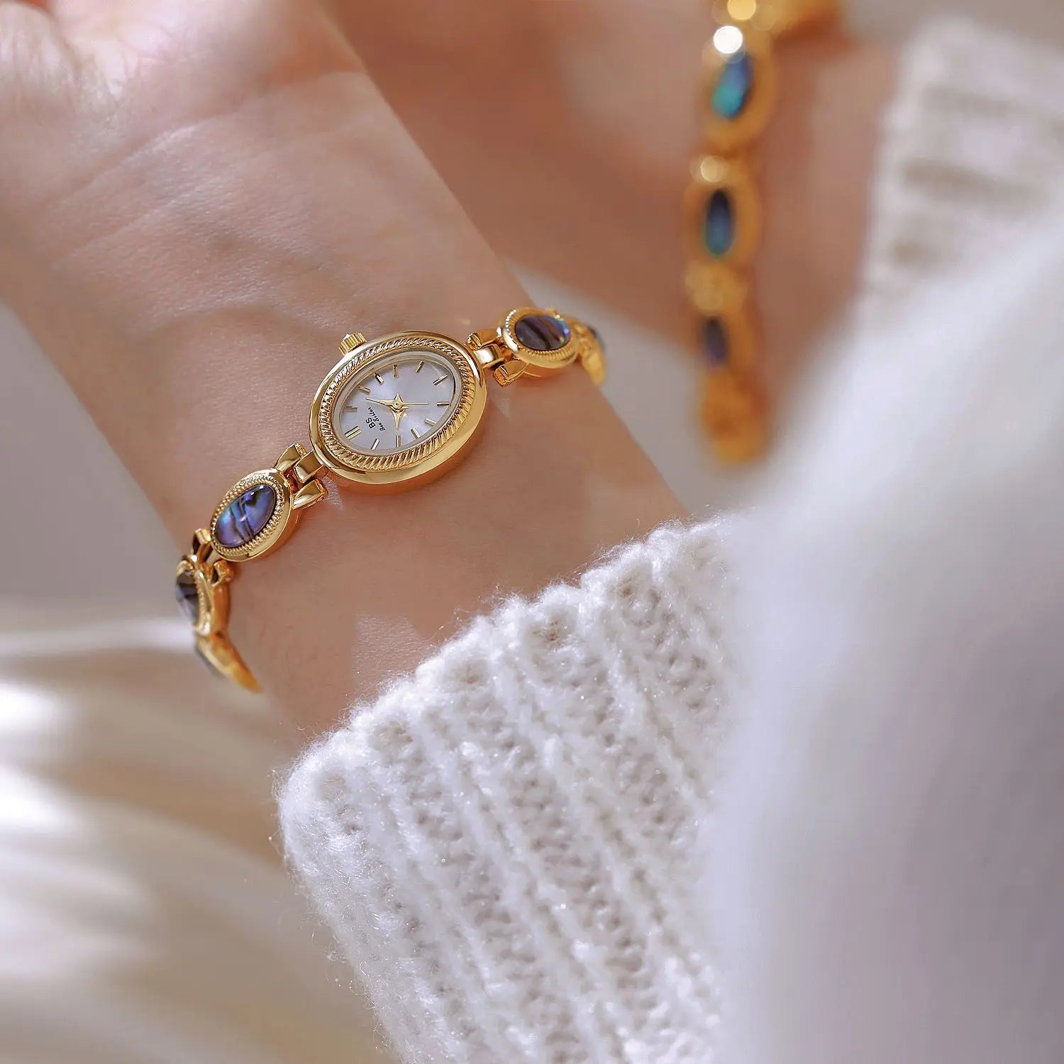 Midnight Noir: Elegant Oval Bracelet Watch in Black & Gold