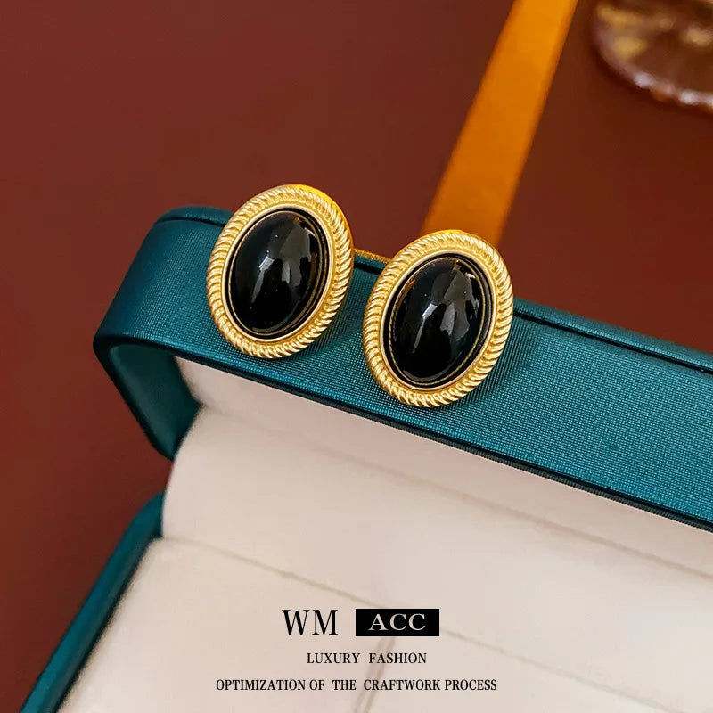 Black Oval Stone Vintage Necklace Earring Set