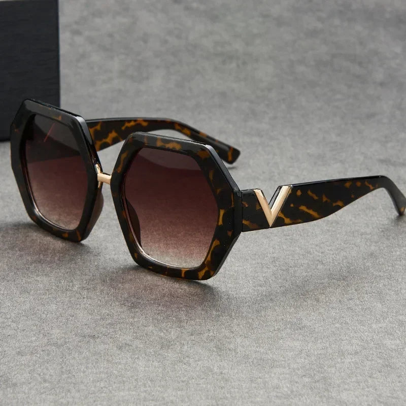 Luxury Retro Square Sunglasses – Women