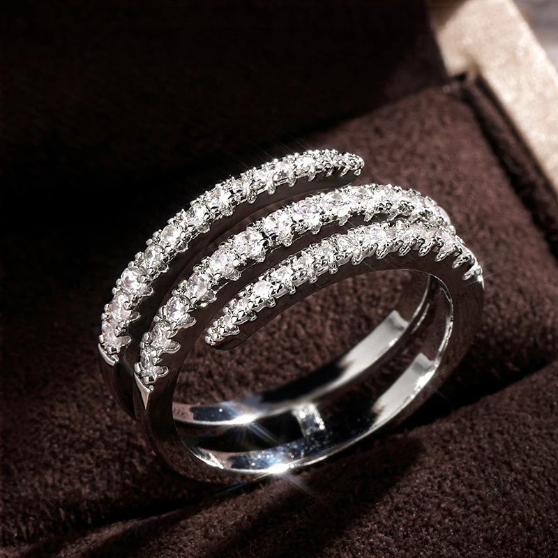 The Majestic Surround Shimmer Geometric Bridal Ring