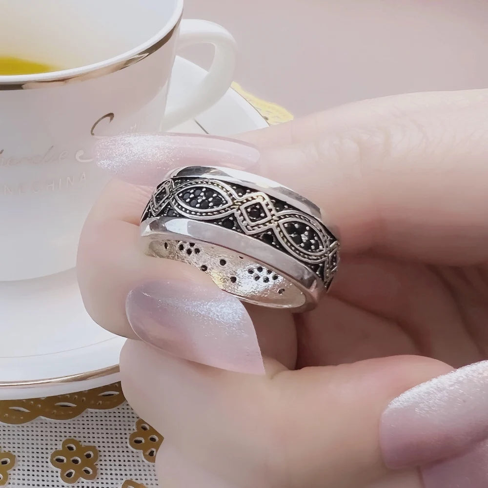 The Golden Bond: Love Knot Wave Ring in 925 Sterling Silver