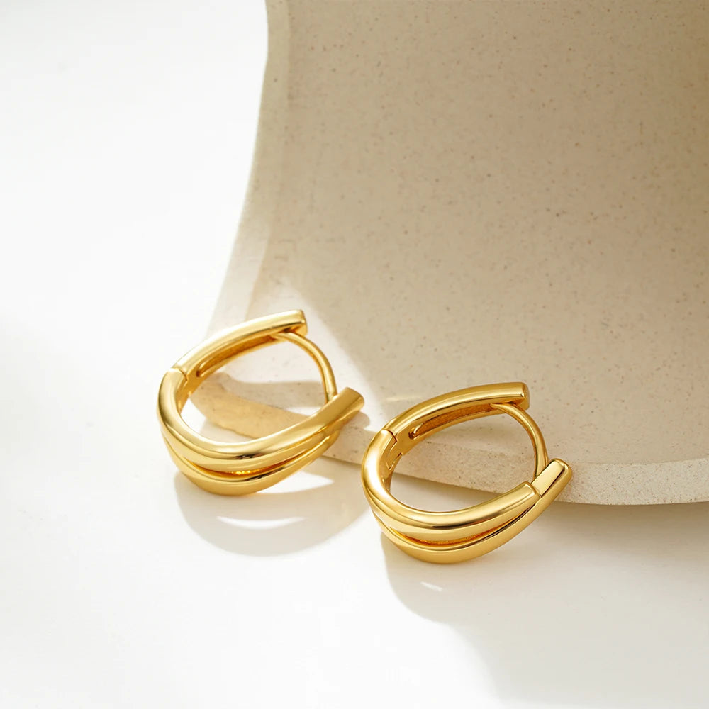 Modern Contrast: Bi-layer U-Shape Colorblocked Huggie Hoops