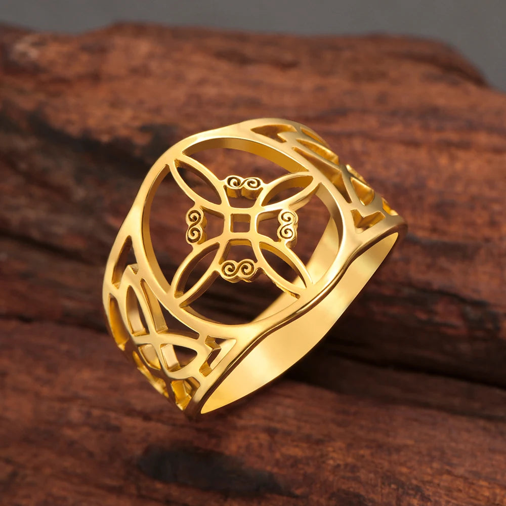 Witch Knot Ring – Celtic Protection Amulet in Stainless Steel