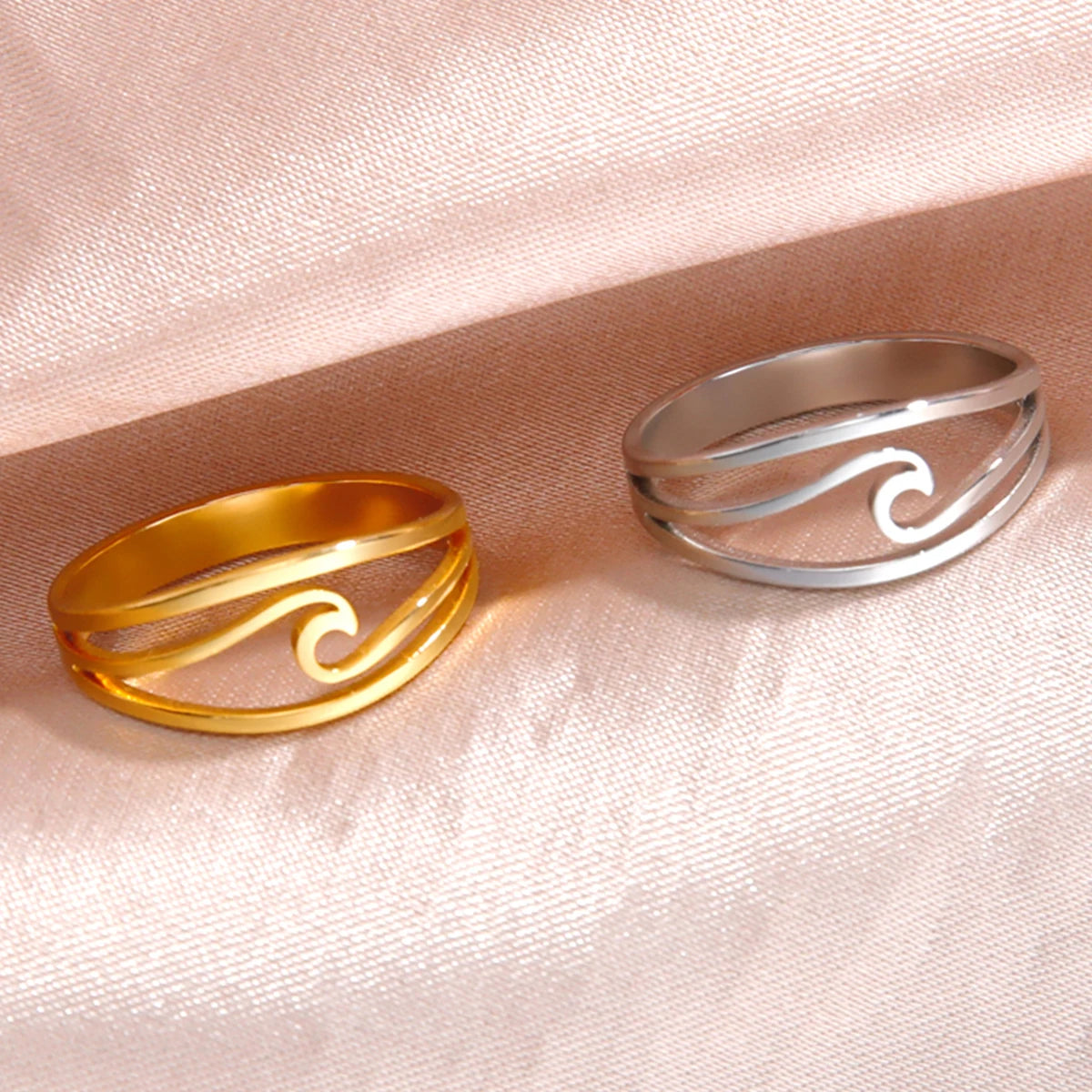 Geometric Wave Stainless Steel Ring – Minimalist Hollow Design