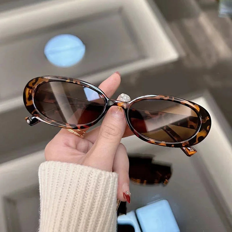 Vintage Oval Leopard Sunglasses