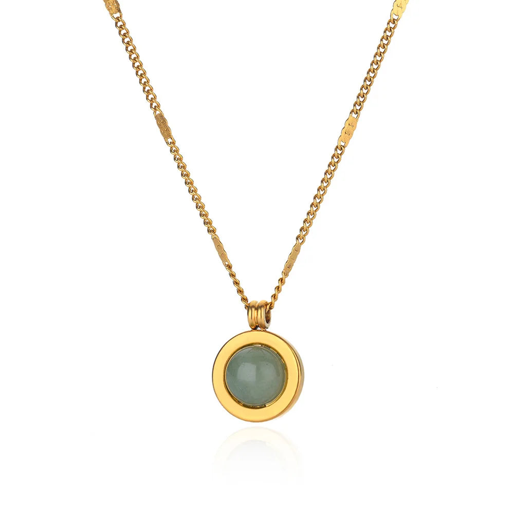 Forest Heart – Green Nature Stone Pendant