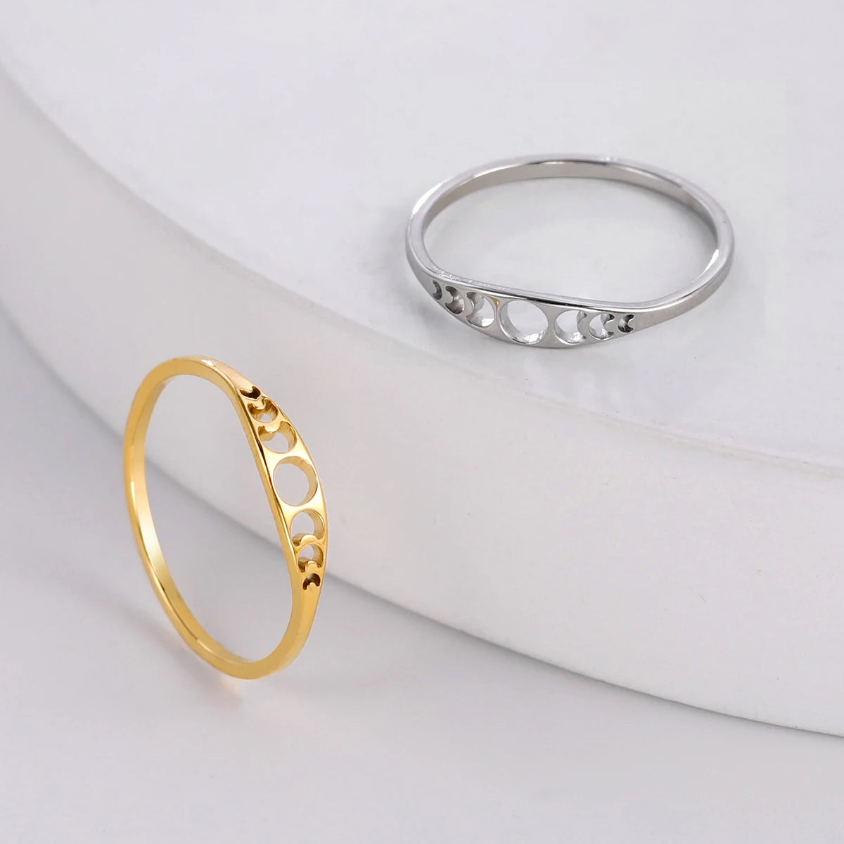 Moon Phase Ring – Crescent Moon Minimalist Amulet