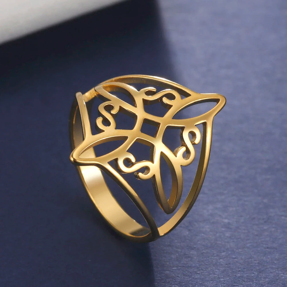 Witch Knot Ring – Celtic Protection Amulet in Stainless Steel