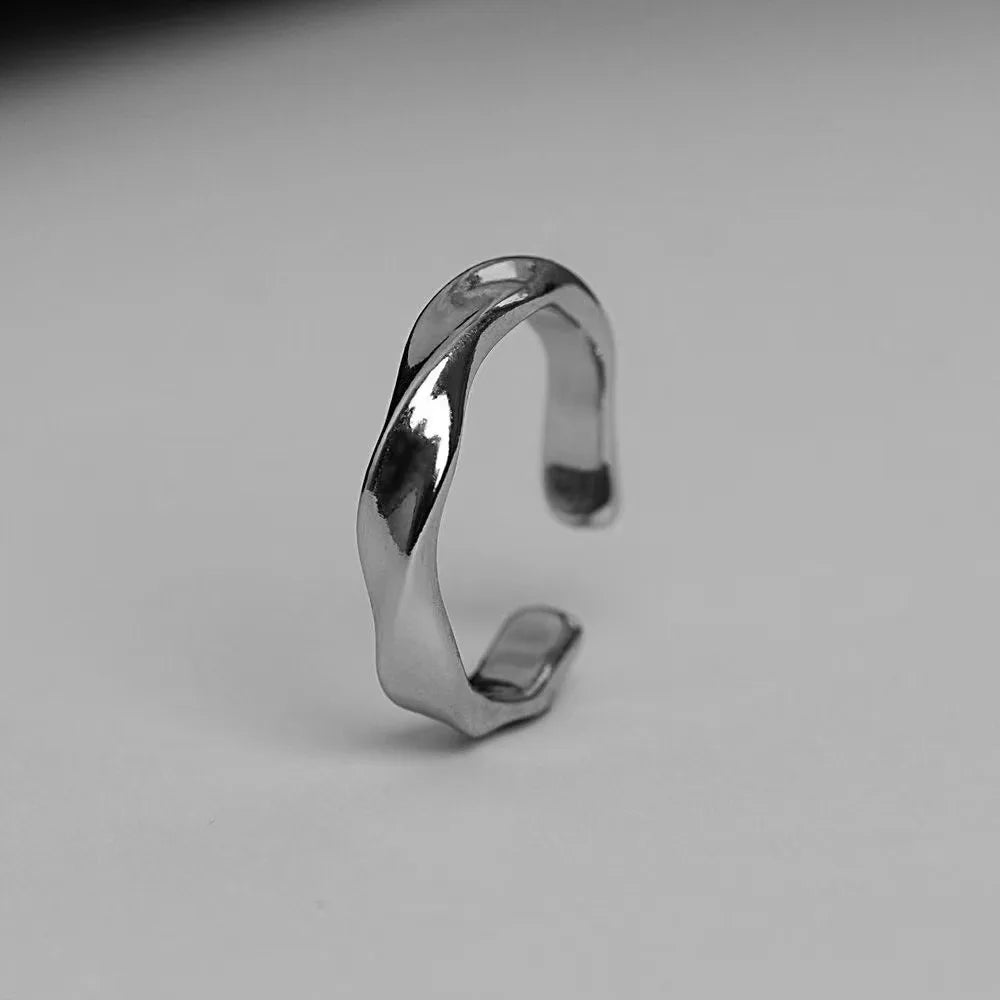 Minimalist Geometric Ring Cool Tone High Fashion Design