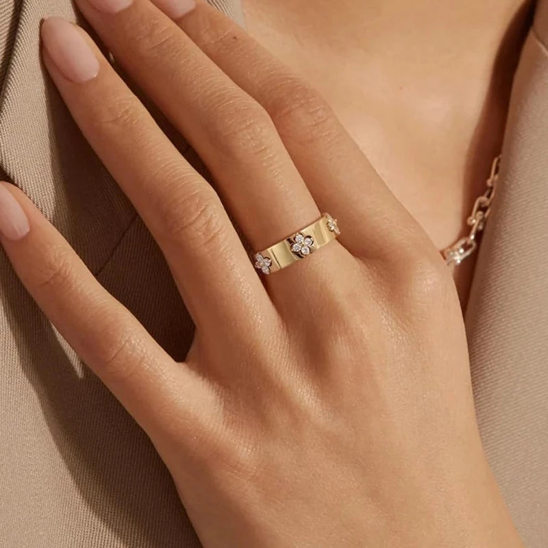 The Lucky Clover Moissanite Wide Band in Glistening Sterling Silver